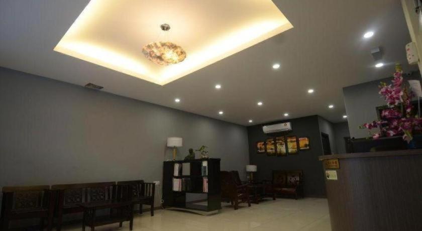 Kuok Pin Hotel Κουτσίνγκ Εξωτερικό φωτογραφία